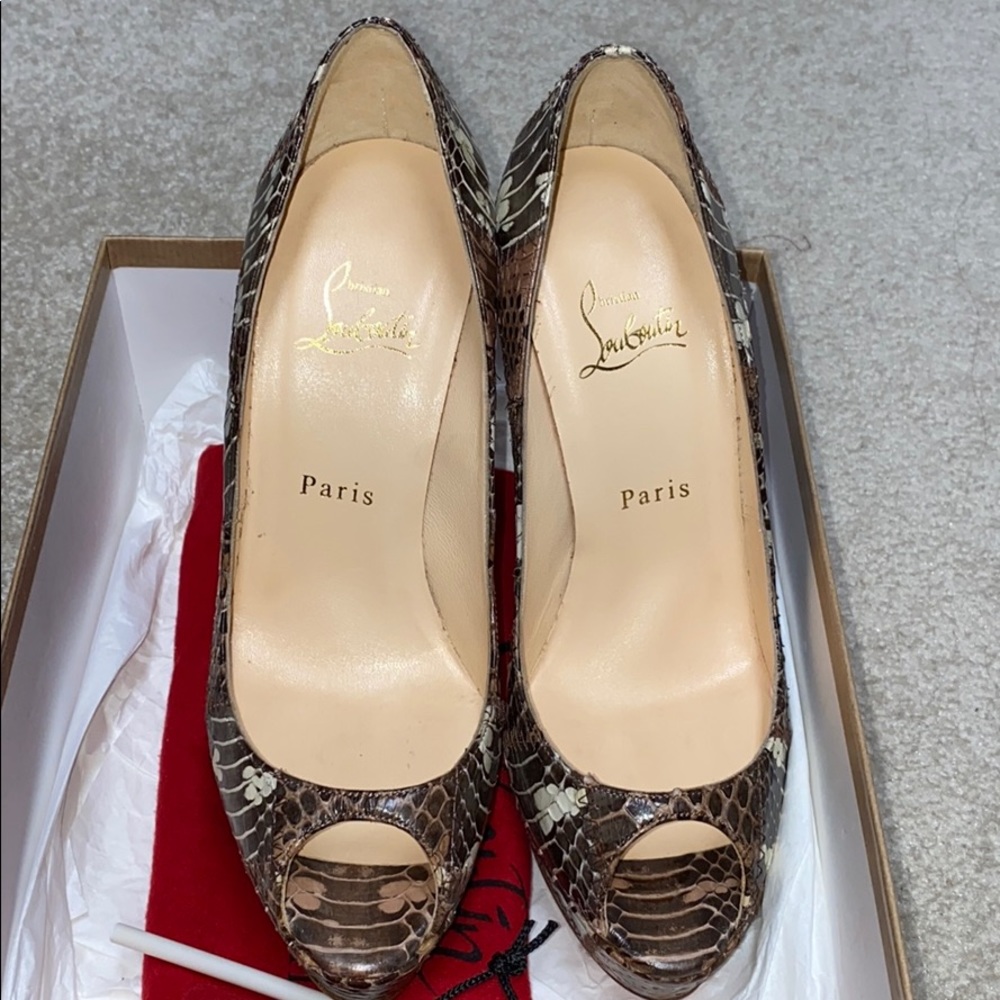 Brand New Christian Louboutin!